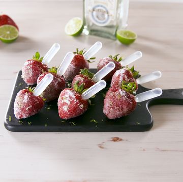 margarita strawberries horizontal