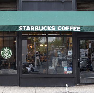 starbucks coffeehouse store in new york